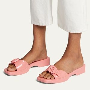 Veronica Beard Davina Jelly Sandals Dragonfruit Size 10 NWOB